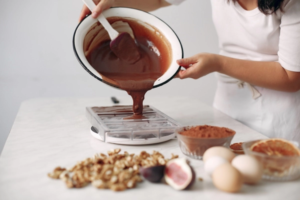 crema al cioccolato per la torta