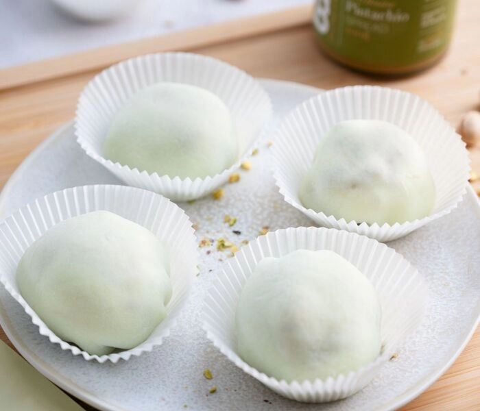 mochi gelato con crema al pistacchio bam