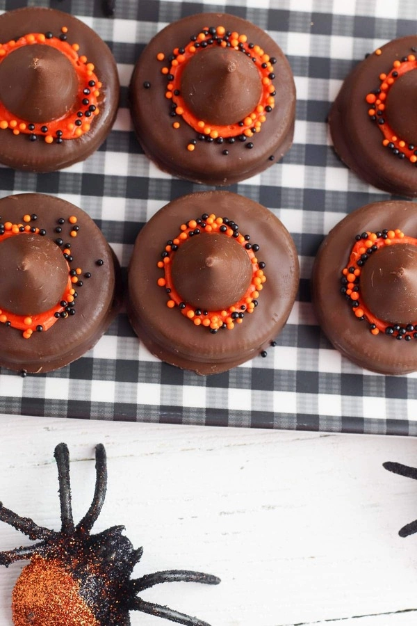 cappelli da strega di cioccolato